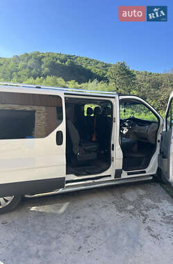 Мінівен Opel Vivaro 2013 в 
