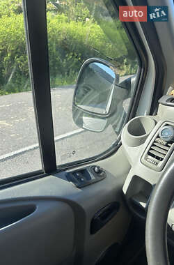 Мінівен Opel Vivaro 2013 в 