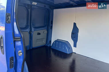 Вантажний фургон Opel Vivaro 2014 в 