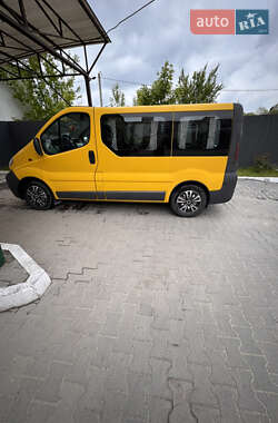 Мінівен Opel Vivaro 2004 в 