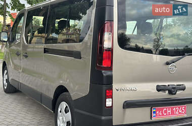 Минивэн Opel Vivaro 2015 в 