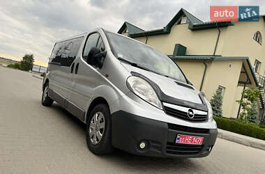 Мінівен Opel Vivaro 2013 в 