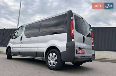Мінівен Opel Vivaro 2013 в 