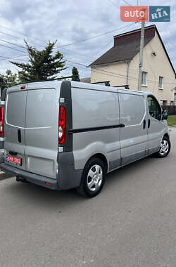 Вантажний фургон Opel Vivaro 2014 в 
