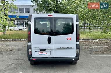 Минивэн Opel Vivaro 2005 в 