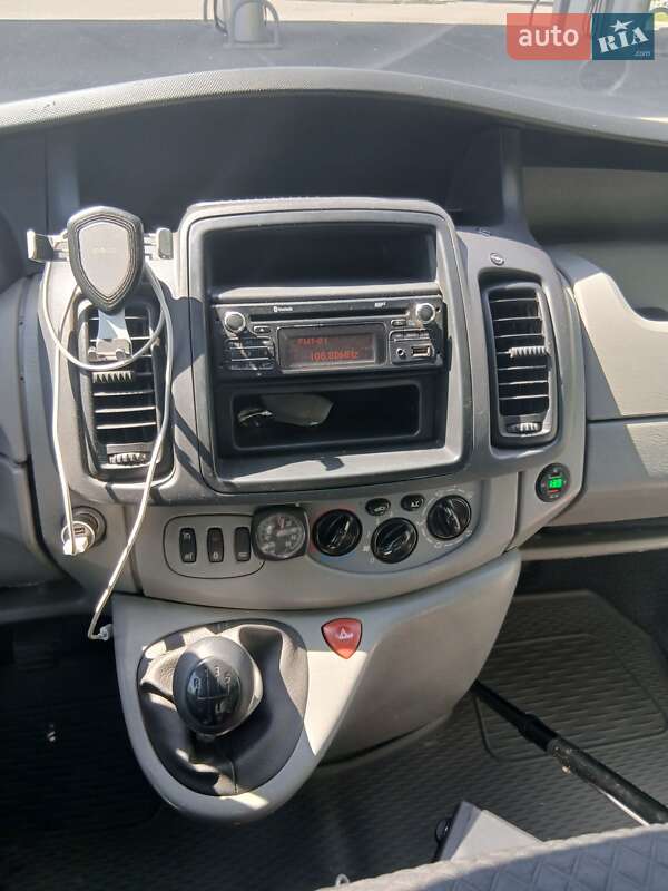 Минивэн Opel Vivaro 2013 в Днепре