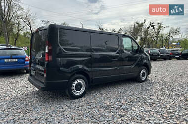 Вантажний фургон Opel Vivaro 2016 в 
