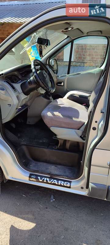 Минивэн Opel Vivaro 2007 в Черновцах