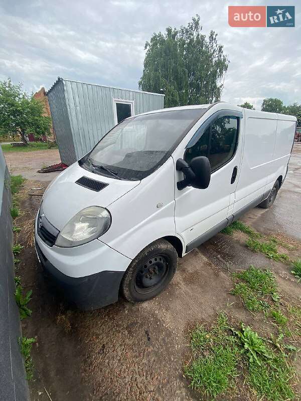 Грузовой фургон Opel Vivaro 2013 в 