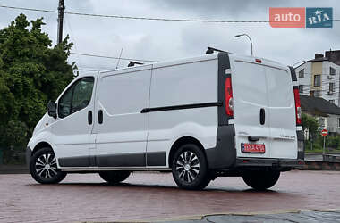 Грузовой фургон Opel Vivaro 2014 в 