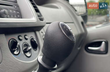 Грузовой фургон Opel Vivaro 2014 в 