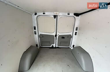 Грузовой фургон Opel Vivaro 2014 в 
