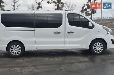 Мінівен Opel Vivaro 2015 в 