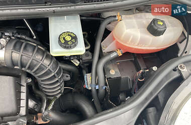Грузовой фургон Opel Vivaro 2012 в 