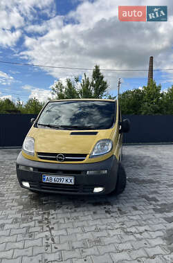 Минивэн Opel Vivaro 2005 в Баре