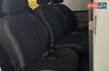 Минивэн Opel Vivaro 2011 в 