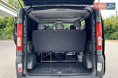 Минивэн Opel Vivaro 2012 в 
