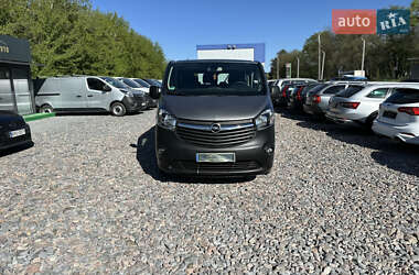 Мінівен Opel Vivaro 2015 в 