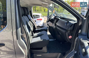 Мінівен Opel Vivaro 2015 в 