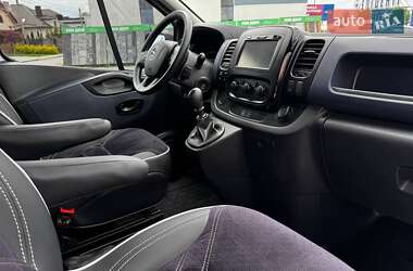 Мінівен Opel Vivaro 2016 в 
