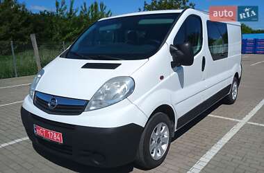 Мінівен Opel Vivaro 2013 в Дубні