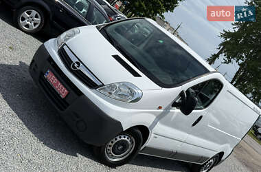 Грузовой фургон Opel Vivaro 2013 в Ровно