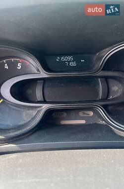 Минивэн Opel Vivaro 2015 в 