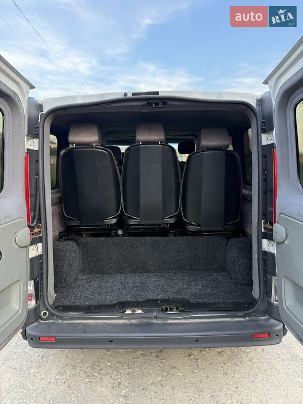 Минивэн Opel Vivaro 2007 в Виноградове