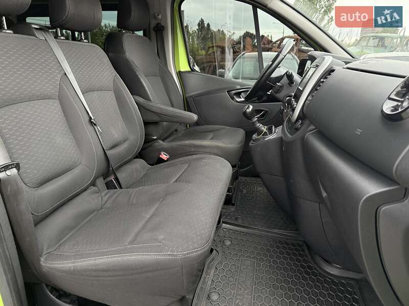 Минивэн Opel Vivaro 2015 в Харькове
