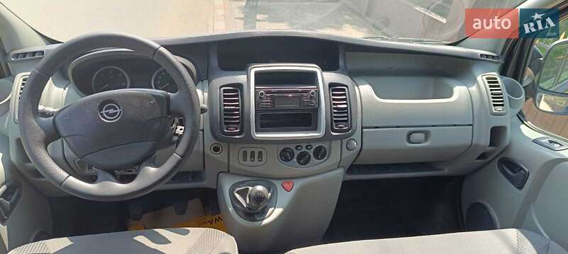 Мінівен Opel Vivaro 2014 в Самборі