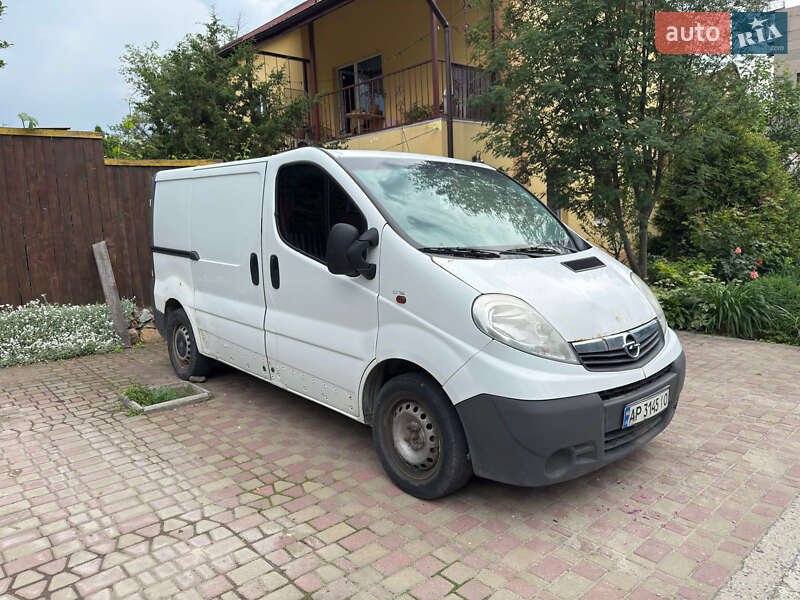 Грузовой фургон Opel Vivaro 2012 в 