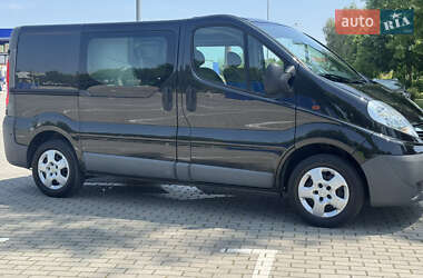 Мінівен Opel Vivaro 2013 в 