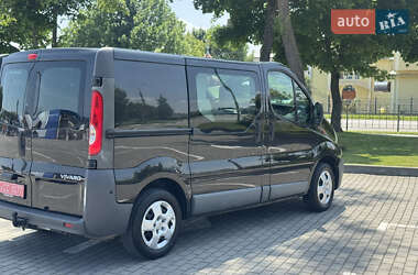 Мінівен Opel Vivaro 2013 в 