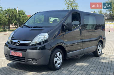 Мінівен Opel Vivaro 2013 в 