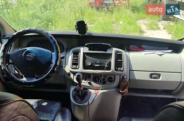 Минивэн Opel Vivaro 2004 в 