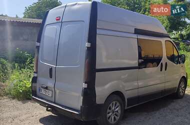 Минивэн Opel Vivaro 2004 в 