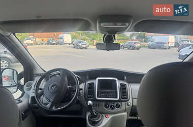 Мінівен Opel Vivaro 2013 в 