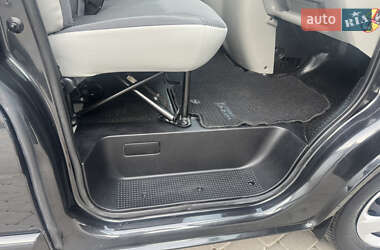 Мінівен Opel Vivaro 2013 в 