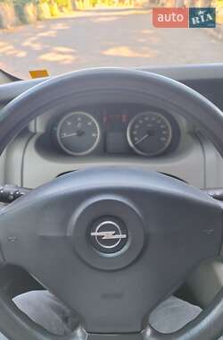 Минивэн Opel Vivaro 2008 в 