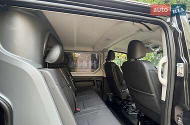 Минивэн Opel Vivaro 2016 в 