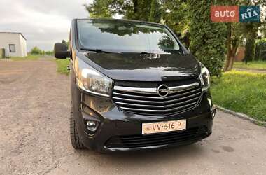 Минивэн Opel Vivaro 2016 в 