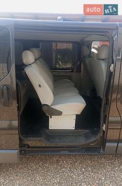 Минивэн Opel Vivaro 2006 в 