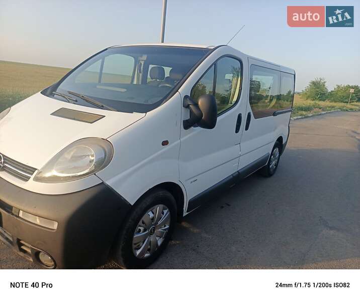 Opel Vivaro 2003 Opel Vivaro 2003