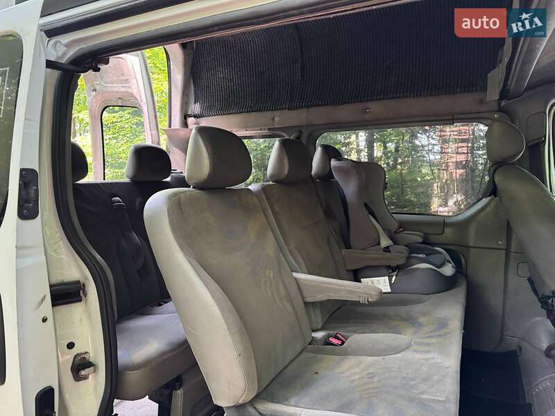 Мінівен Opel Vivaro 2003 в Києві