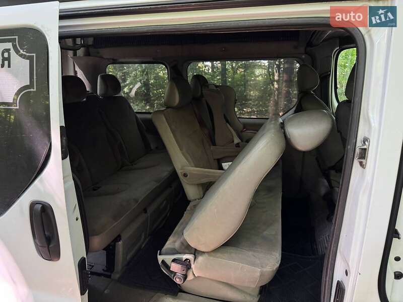 Мінівен Opel Vivaro 2003 в Києві