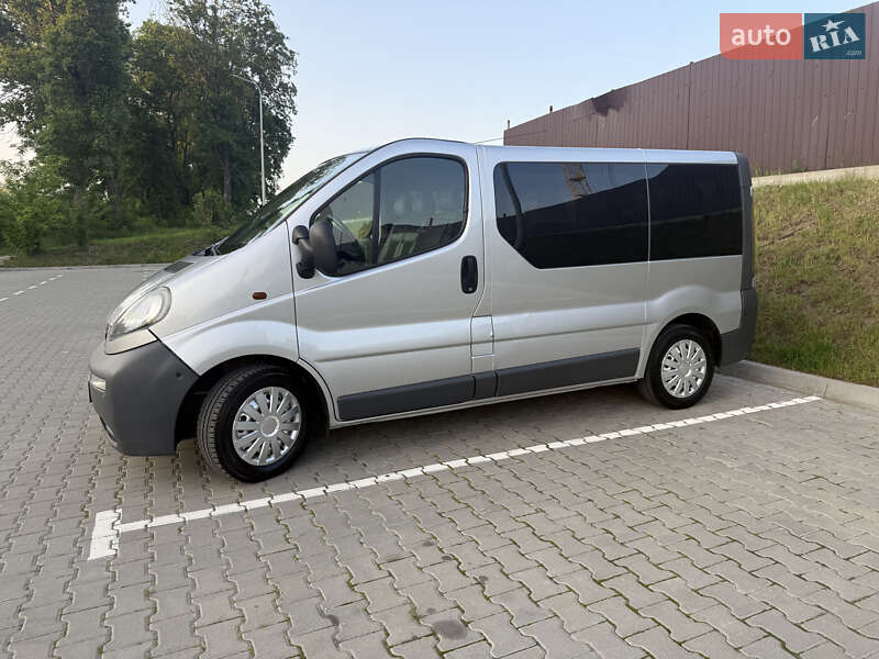 Минивэн Opel Vivaro 2006 в Тернополе