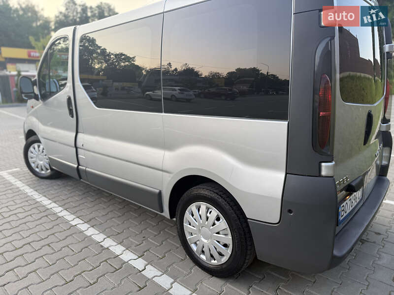 Минивэн Opel Vivaro 2006 в Тернополе