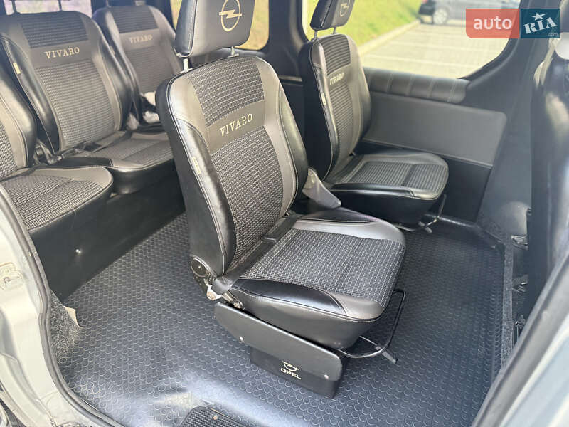 Минивэн Opel Vivaro 2006 в Тернополе