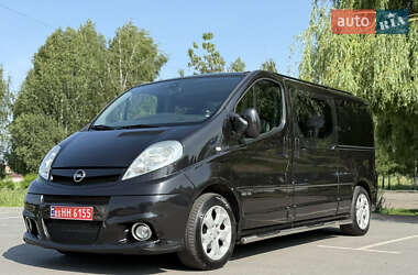 Минивэн Opel Vivaro 2012 в 