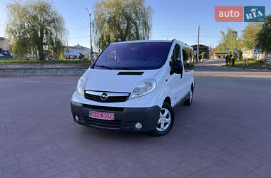 Мінівен Opel Vivaro 2014 в Рівному